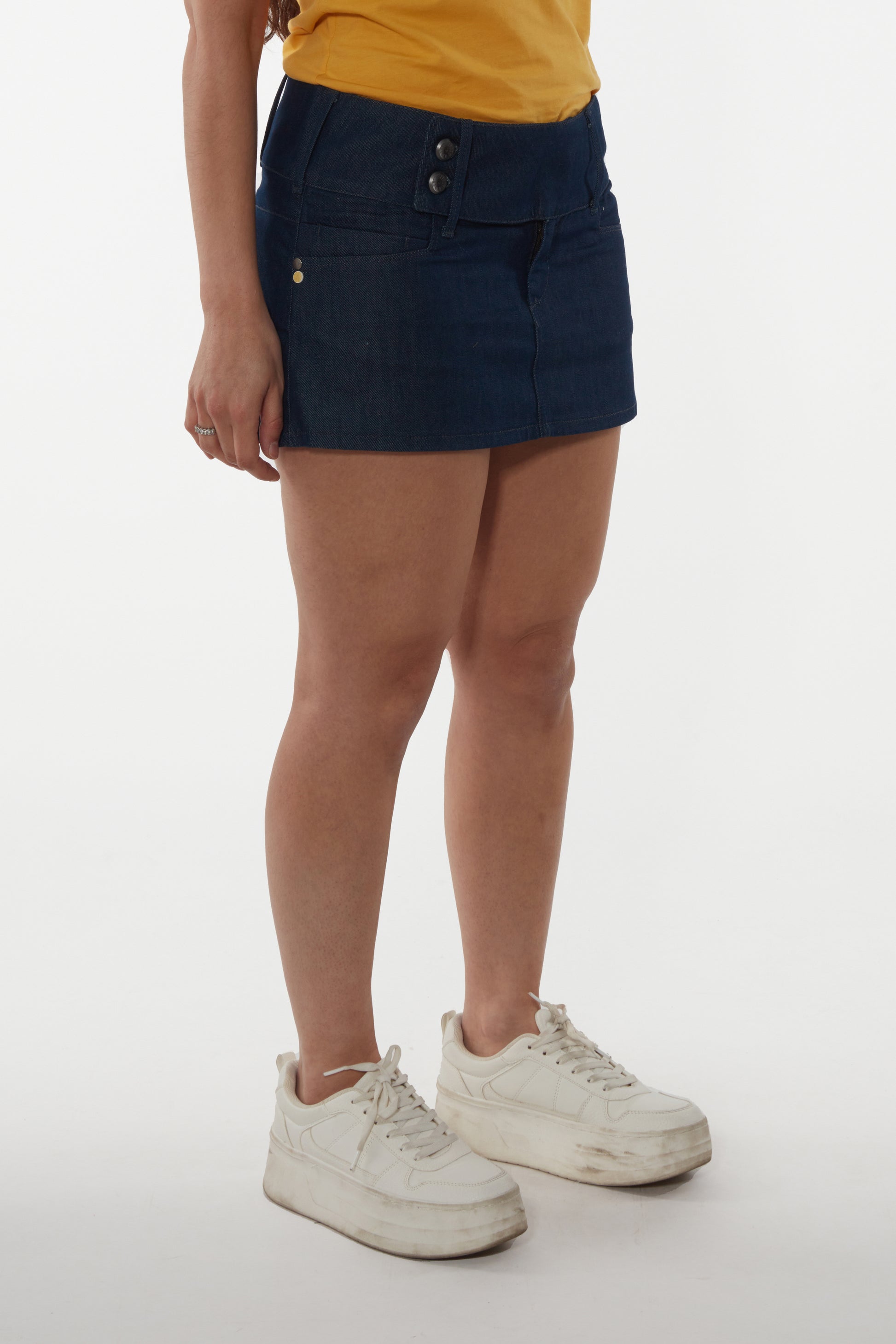 Jupe courte brut à boutons latéraux - Jamyas