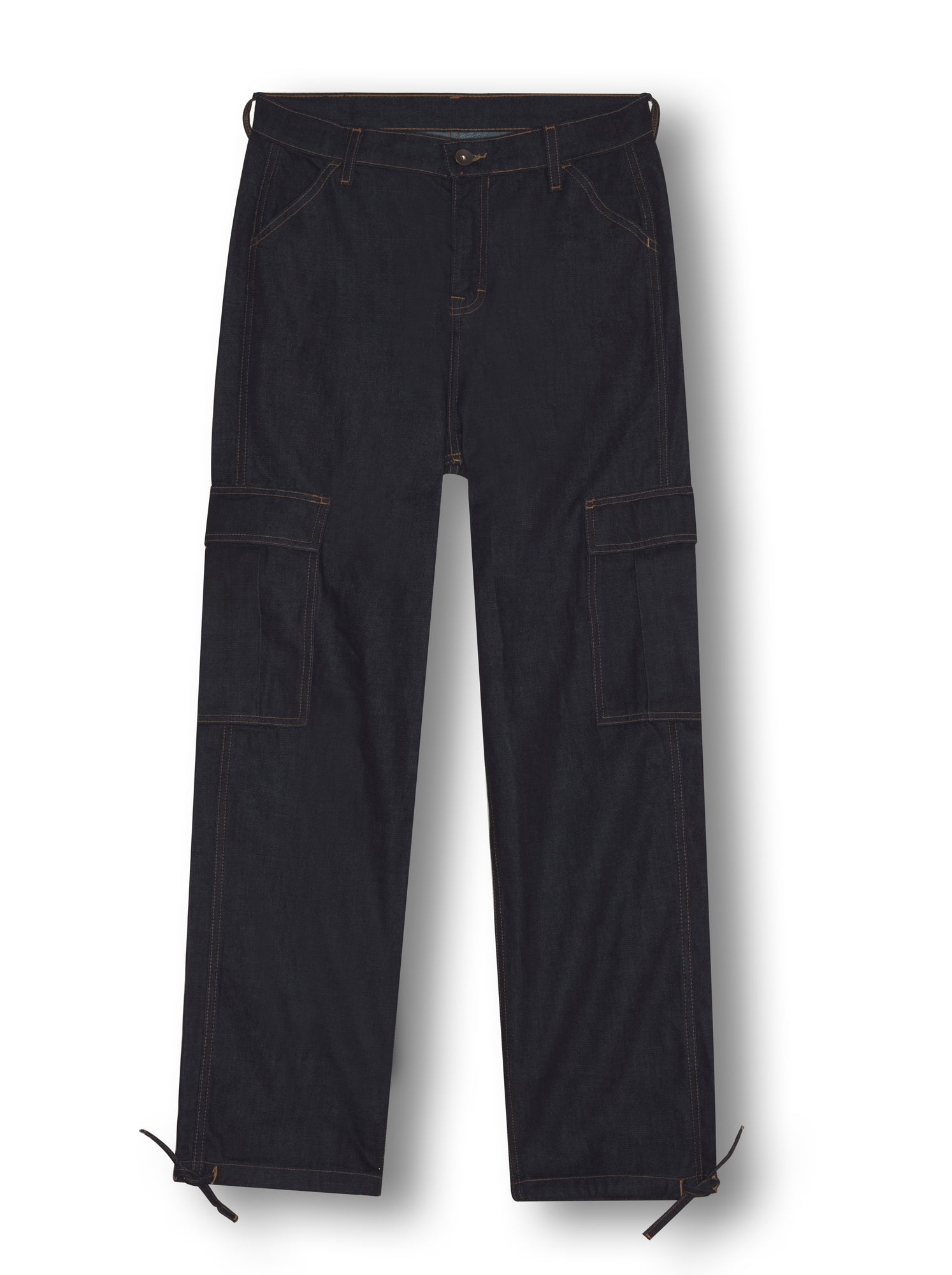 Pantalon tribal en denim, coupe ample et confortable, design inspiré des motifs ethniques, proposé jusqu'à la taille 54 Marque inclusive et éco-responsable, idéal pour toutes les morphologies, associant style tendance et engagement durable