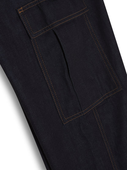 Pantalon tribal en denim, coupe ample et confortable, design inspiré des motifs ethniques, proposé jusqu'à la taille 54 Marque inclusive et éco-responsable, idéal pour toutes les morphologies, associant style tendance et engagement durable